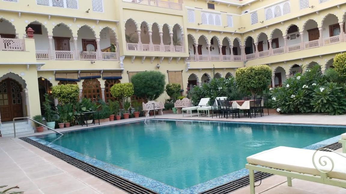 The Grand Haveli And Resort Nawalgarh 외부 사진